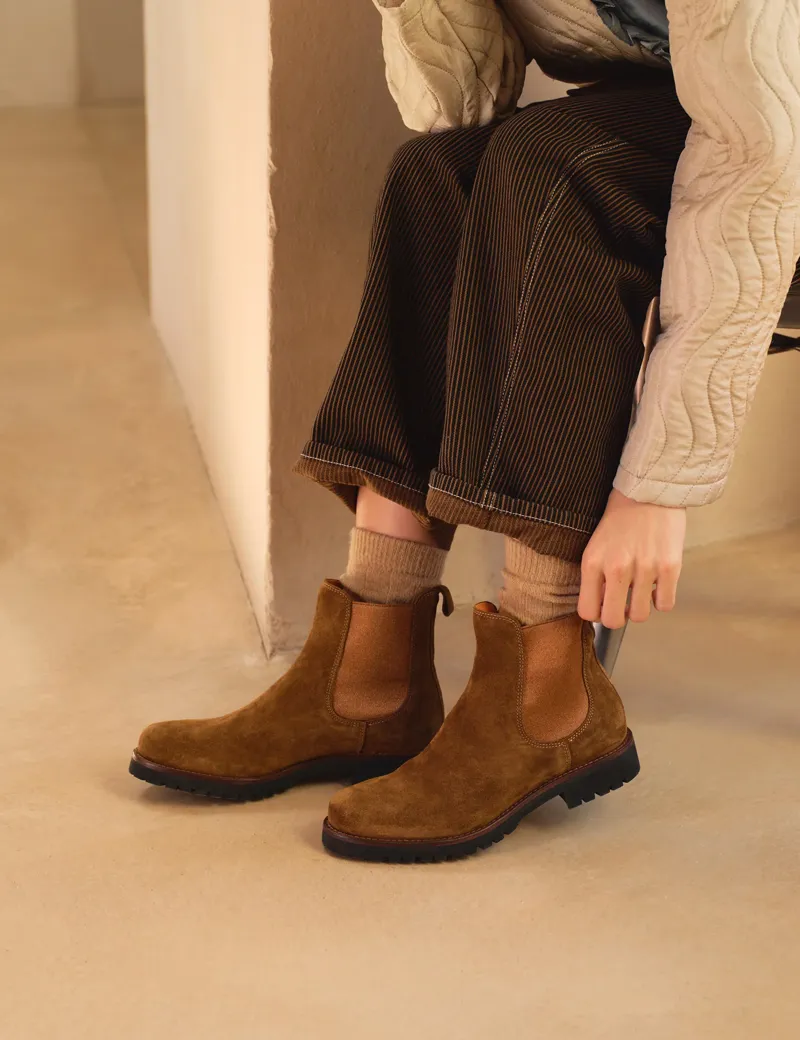 Penelope Chilvers Horatio Suede Peat Chelsea Boot-4