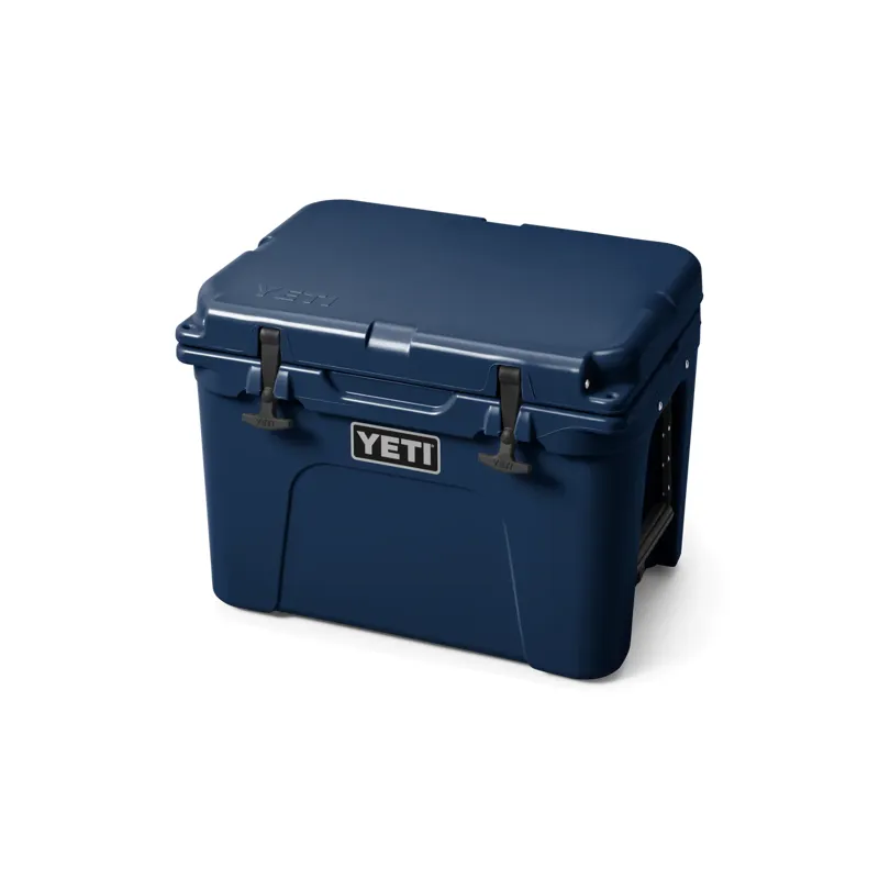 YETI Tundra Navy 35 Cool Box-1