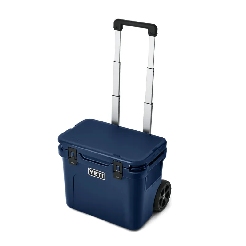 YETI Roadie Navy 32 Cool Box