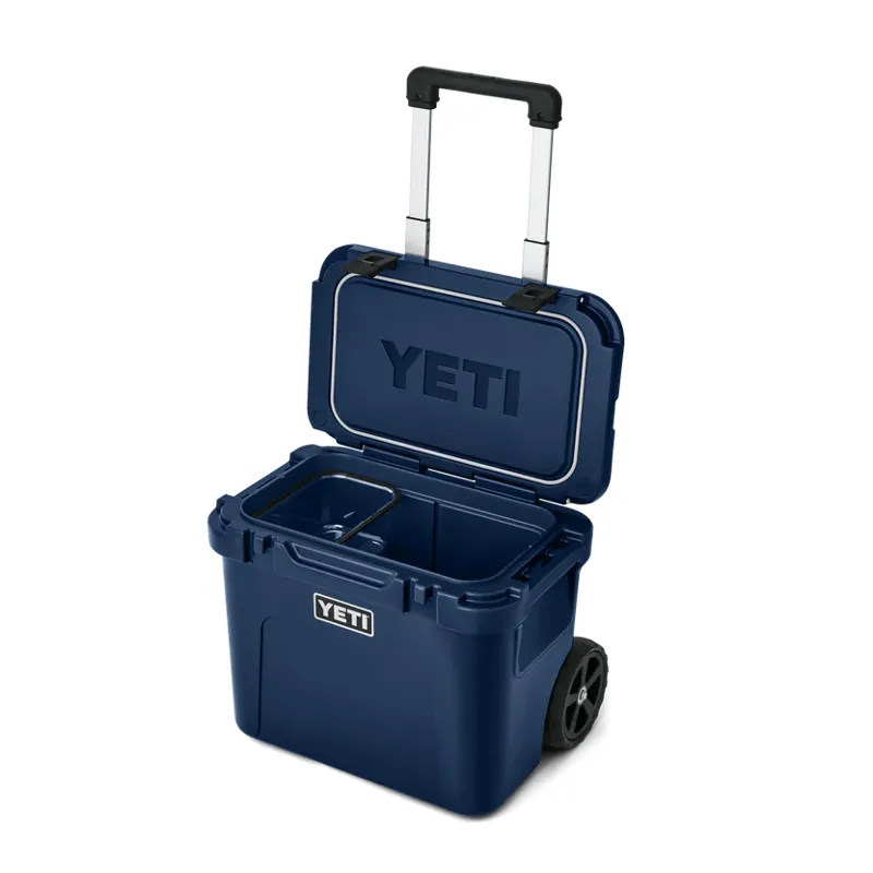 YETI Roadie Navy 32 Cool Box-2